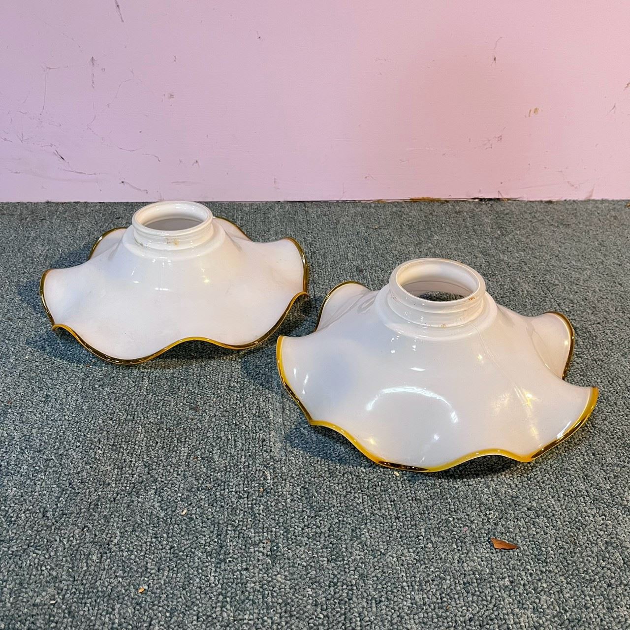 Vintage white lampshade 復古白電笠
